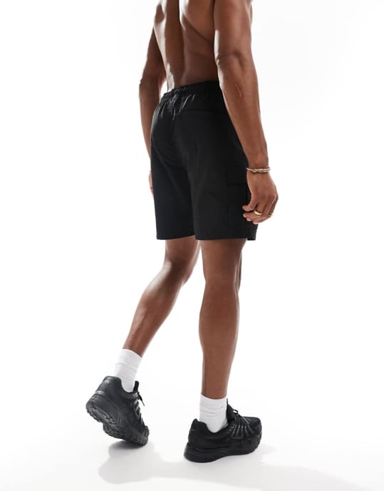 Jack & Jones cargobadshorts i svart - Image 4