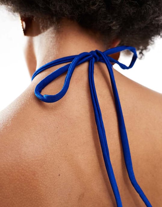 ASOS DESIGN Tall Maya rynkad nyckelhål halterneck baddräkt i blått - Image 3
