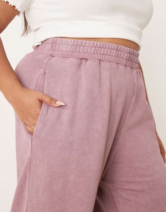 ASOS DESIGN Curve barrel leg jogger in washed purple - Image 4