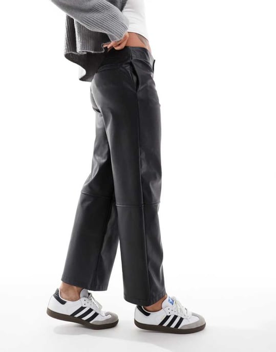 ASOS DESIGN faux leather cropped trousers in black - Image 3