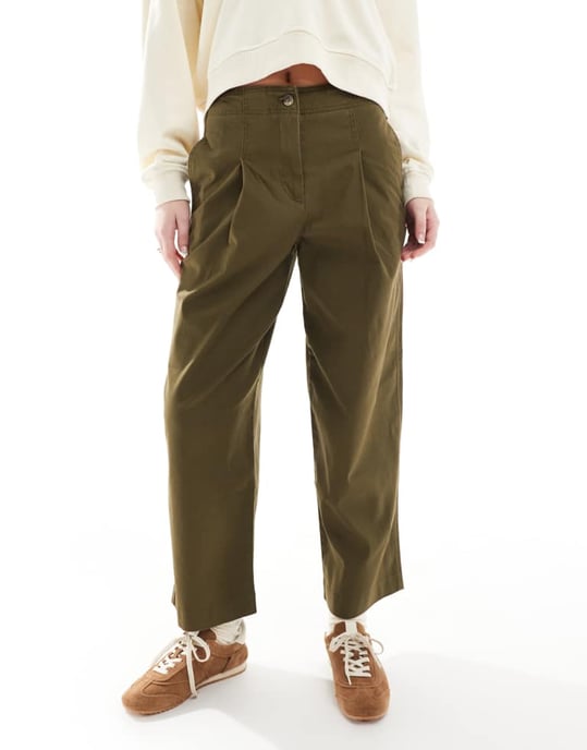 ASOS DESIGN clean waist barrel chino in khaki - Image 4