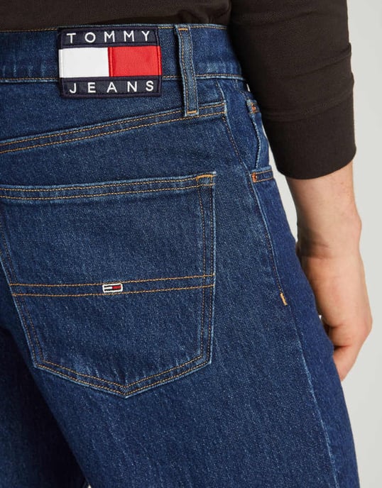 Tommy Jeans Otis regular straight jeans in dark wash - Image 4
