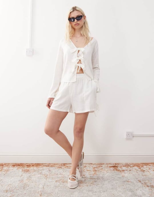 Noisy May linen mix tie front top co-ord in white - Image 3