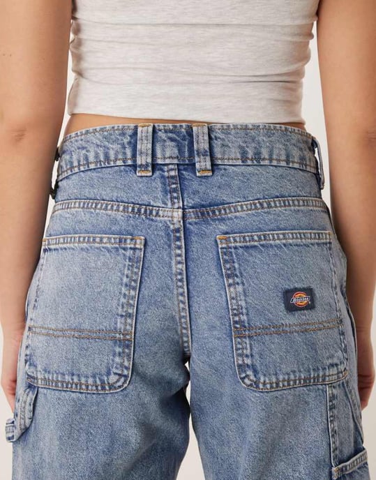 Dickies stevensville baggy carpenter denim jeans in rinsed blue with fade - Image 4