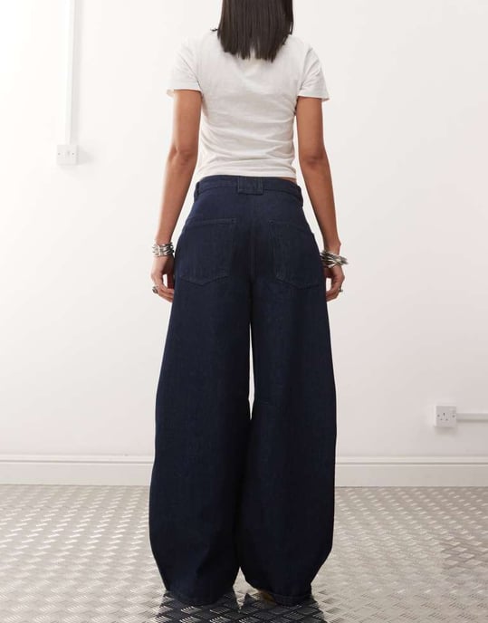 Reclaimed vintage wide leg barrel jean in indigo rinse wash - Image 2