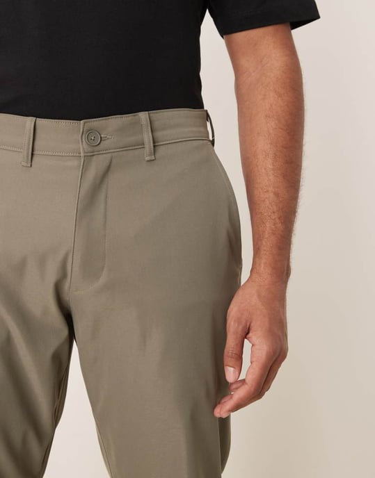 Abercrombie & Fitch straight leg tailored trousers in olive - Image 2