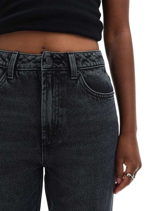 ASOS DESIGN high rise relaxed mom jeans in blue black - Image 4