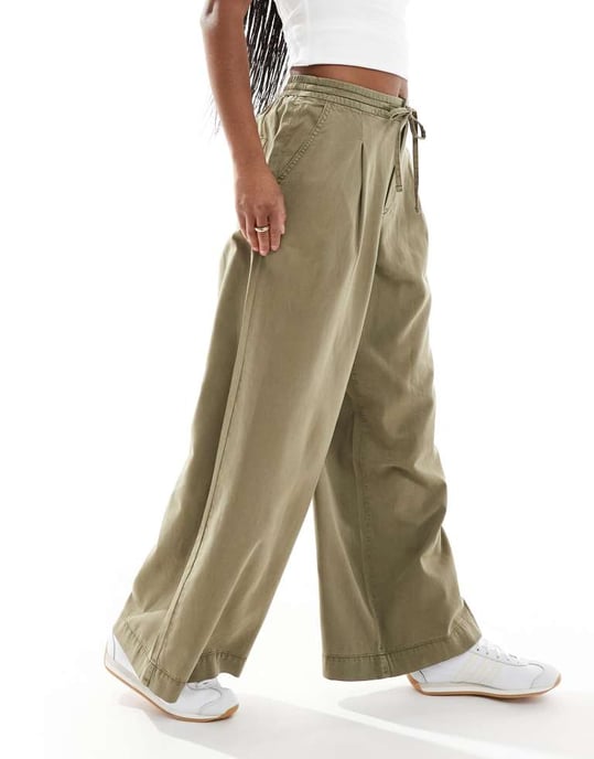 ASOS DESIGN soft wide leg trousers in washed khaki - Image 3
