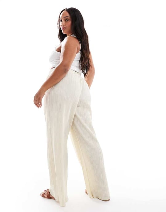 ONLY Curve plisse wide leg trousers in buttermilk - Image 3