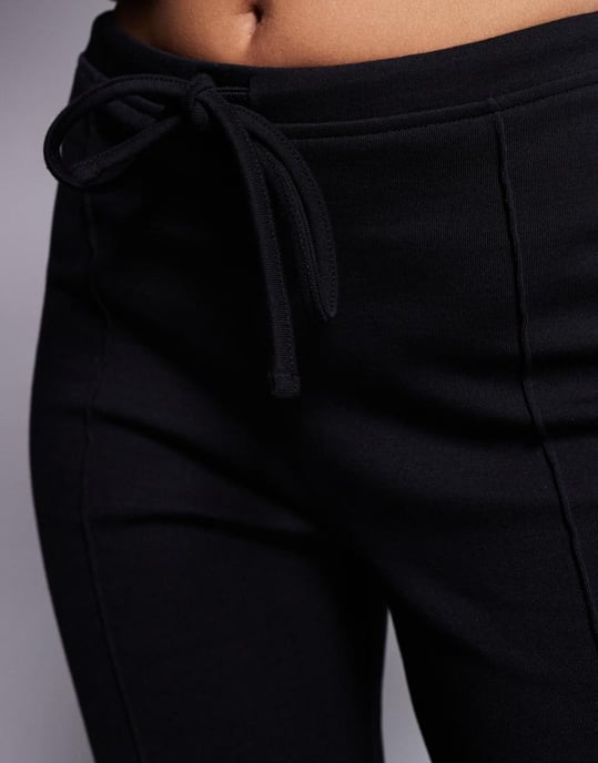 ASOS DESIGN interlock skinny flare co ord with seam detail in black - Image 4
