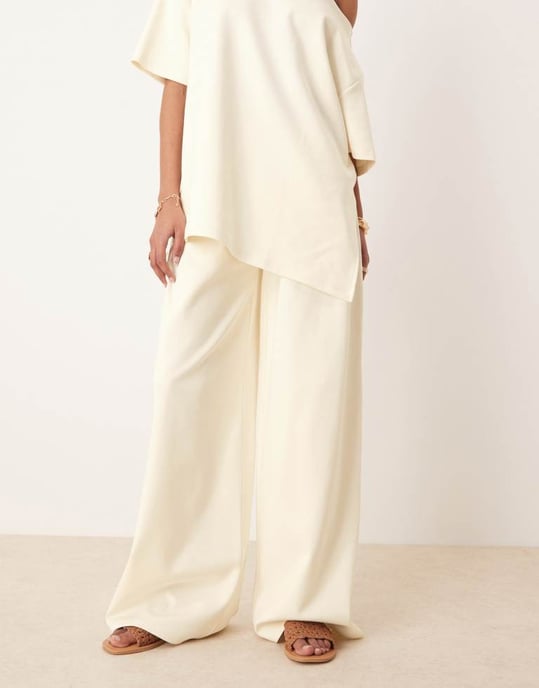 ASOS DESIGN interlock super wide leg trouser in coconut milk co-ord - Image 2