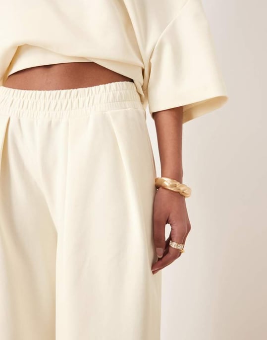 ASOS DESIGN interlock super wide leg trouser in coconut milk co-ord - Image 3