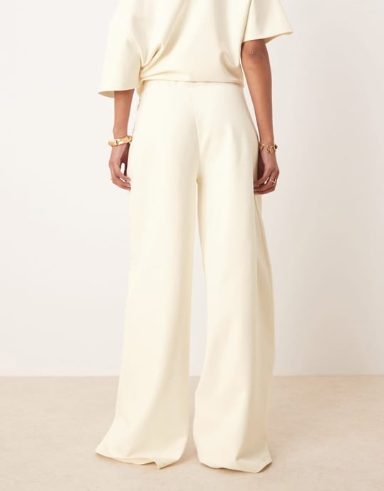 ASOS DESIGN interlock super wide leg trouser in coconut milk co-ord - Image 4