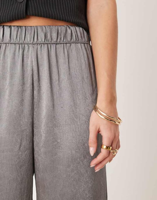 JDY Petite wide leg metallic trousers in silver - Image 3