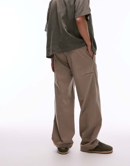 Dickies unionville pleated wide leg work trousers in light tan - Image 2