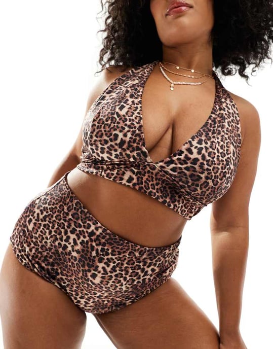 ASOS DESIGN Curve Mindy hög apex halterneck triangelbikinitopp i leopardprint - Image 4