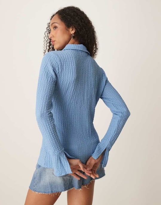 Vila bubble texture long sleeve button up shirt in kentucky blue - Image 3