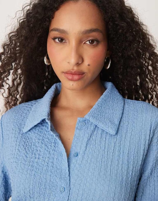 Vila bubble texture long sleeve button up shirt in kentucky blue - Image 4