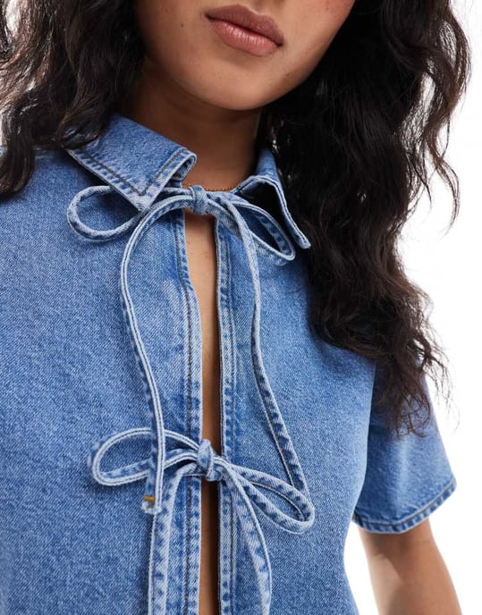 ASOS DESIGN denim tie front short sleeve top in mid blue - Image 3