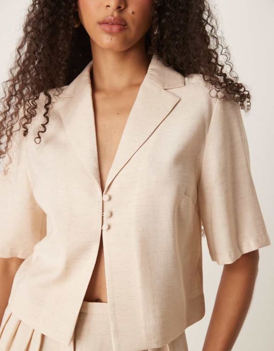 ASOS DESIGN short sleeve tie front cropped shirt co-ord in off white - Image 3