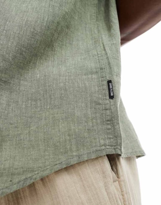 ONLY & SONS krage i linne med fickdetalj i khaki - Image 4
