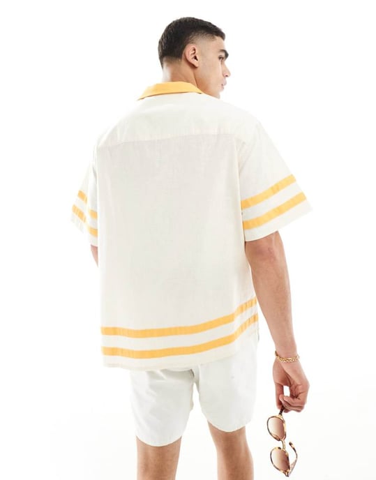 ASOS DESIGN kortärmad oversized linneblandning skjorta med paneler i ecru och gult - Image 4