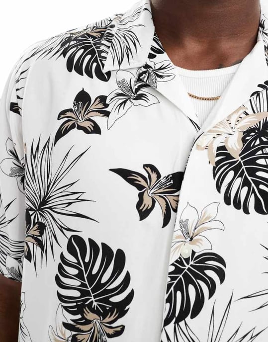 Jack & Jones skjorta med krage i vitt palmtryck - Image 3