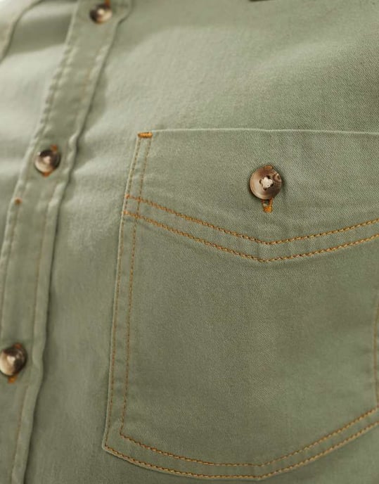 ASOS DESIGN kortärmad slim western denimskjorta i khakigrön - Image 3