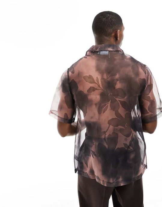 ASOS DESIGN avslappnad skjorta med blurrad blommönster i svart - Image 4