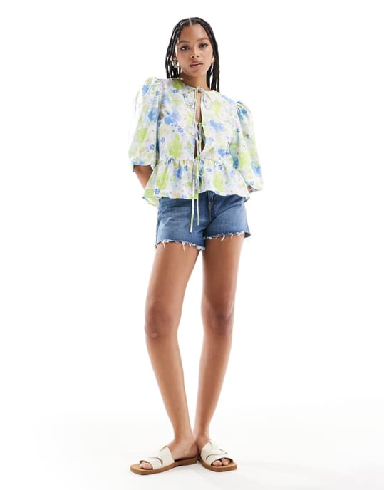 ASOS DESIGN peplumknut skjorta i grön och blå blommönster - Image 3