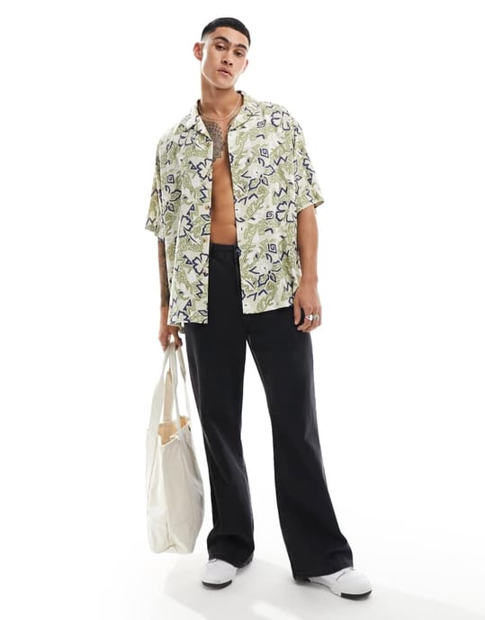 ASOS DESIGN boxy oversized skjorta med krage i vintage hawaiiansk mönster - Image 4