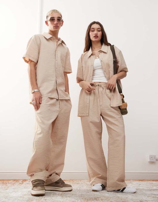 Återvunnen vintage unisex skjorta med kontrastsöm i sten - Image 3