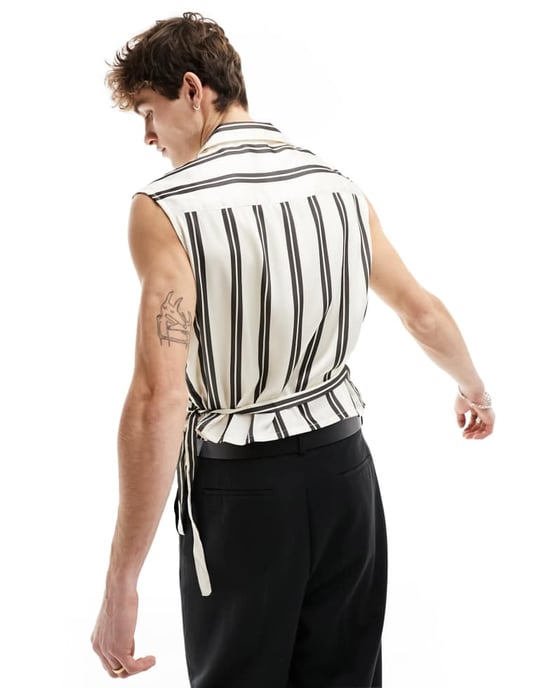 ASOS DESIGN boxy djup krage omslag knyt skjorta i satinrandig - Image 2