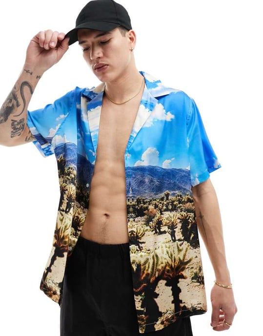 ASOS DESIGN avslappnad djup krage sidentopp med scenisk ökentryck - Image 2
