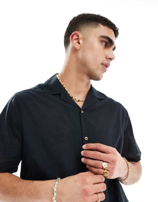 ASOS DESIGN avslappnad skjorta i linne-look med krage i svart - Image 2