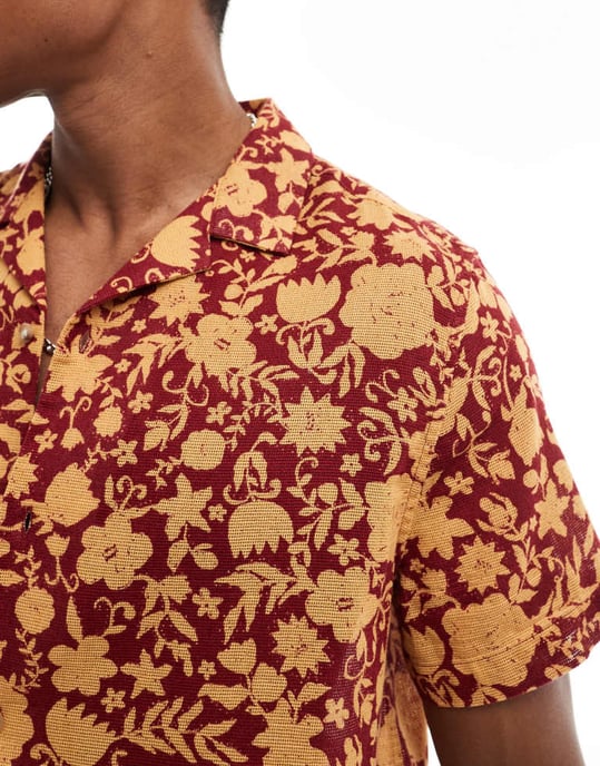ASOS DESIGN avslappnad skjorta med kollo och textur i orange och röd blommig mönster - Image 3