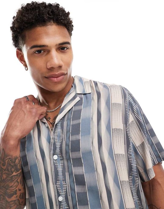 ASOS DESIGN avslappnad skjorta med revere i aztec-mönster - MBLUE - Image 3