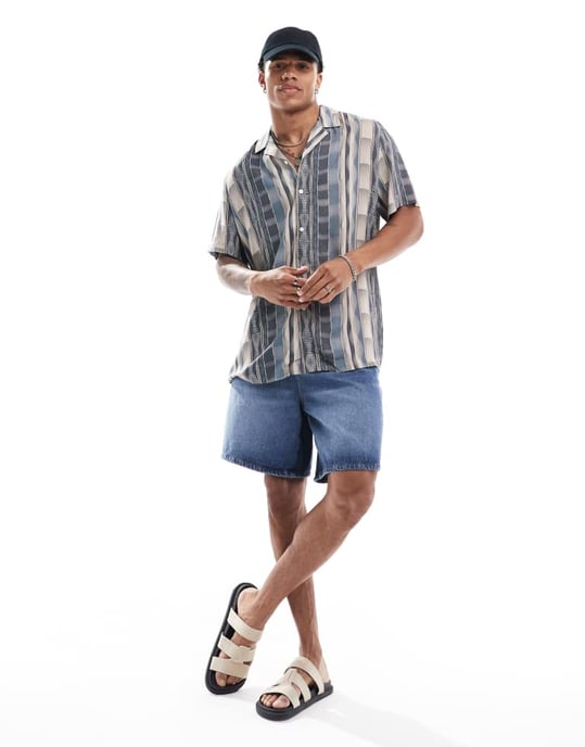ASOS DESIGN avslappnad skjorta med revere i aztec-mönster - MBLUE - Image 4