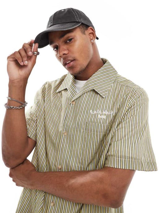 ASOS DESIGN avslappnad revere randig skjorta med bröstbroderi - Image 1