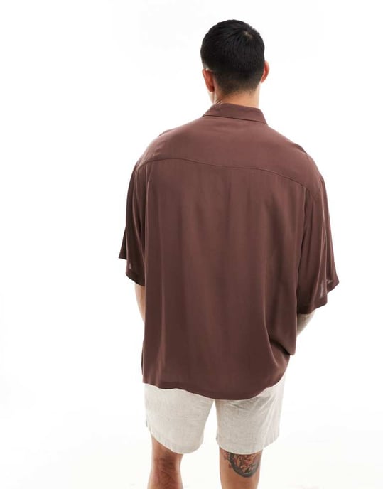 ASOS DESIGN oversized viscose skjorta i ljusbrun - Image 4