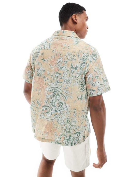 ASOS DESIGN avslappnad skjorta med krage i neutrala färger och geometrisk mönstring - Image 2