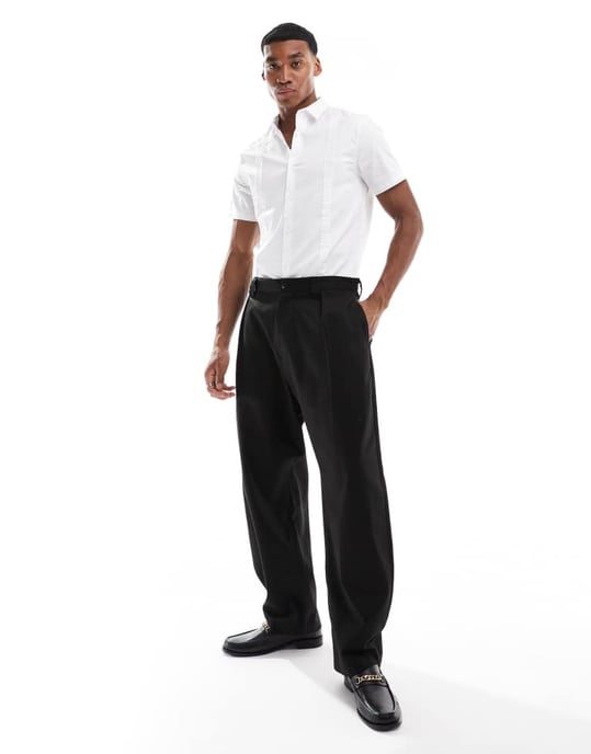 ASOS DESIGN smart kortärmad slim skjorta med plissering i vitt - Image 2