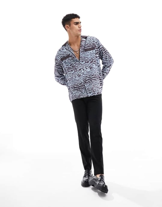ASOS DESIGN avslappnad skjorta med krage i leopardmönster och kontrasterande krage - Image 3
