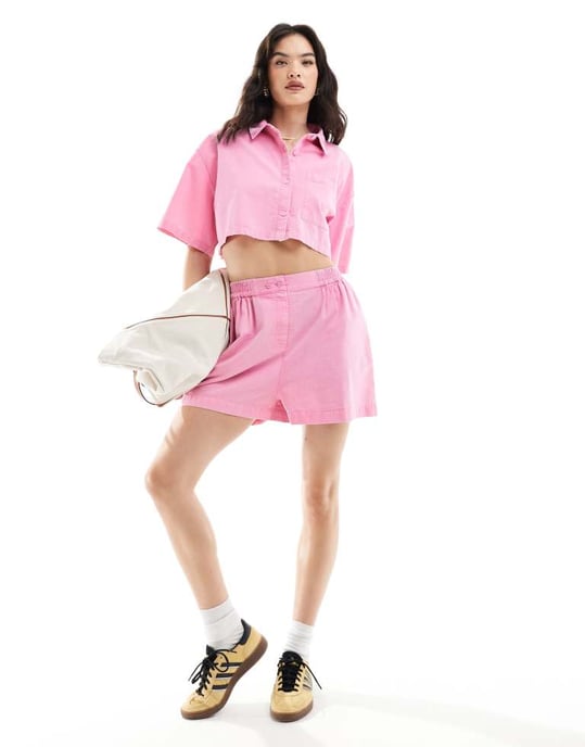 ASOS DESIGN kortärmad skjorta i tvättad rosa linne-set - Image 4