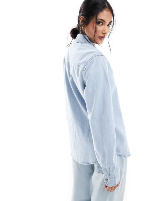 ASOS DESIGN denim enkla skjorta i blekt tvätt - Image 4