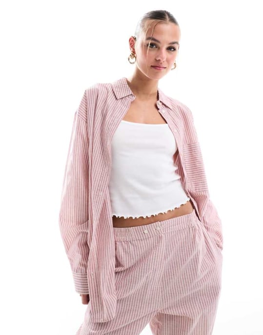 ASOS DESIGN avslappnad skjorta i röd randig koord - Image 1