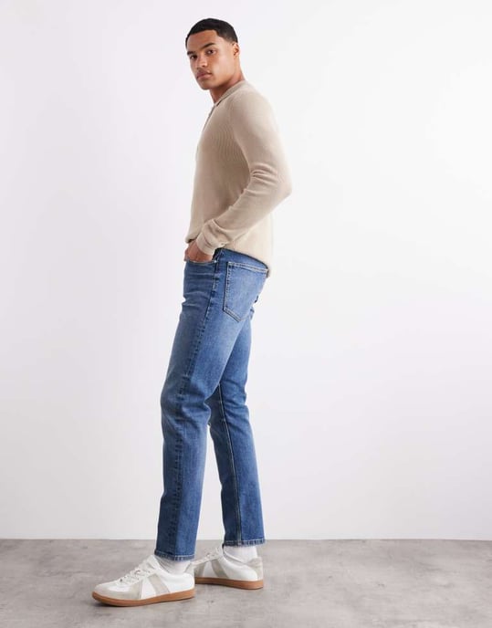 ASOS DESIGN slim jeans i mellanvattenblå - Image 3
