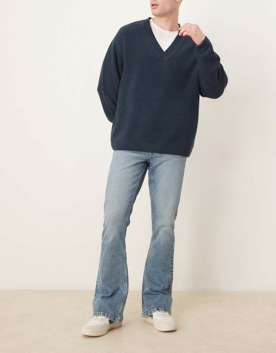 ASOS DESIGN stretch flare jeans i ljus tvättad blå - Image 1