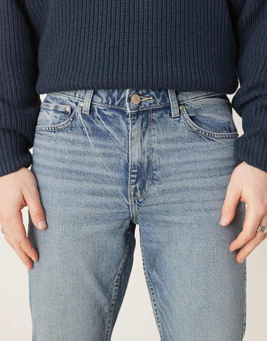 ASOS DESIGN stretch flare jeans i ljus tvättad blå - Image 4