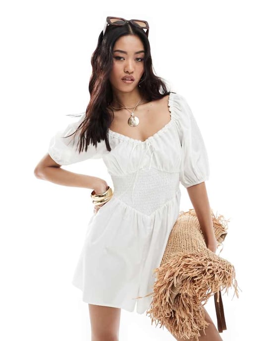 ASOS DESIGN poplin mjölkpiga ballongärms playsuit med spetsdetalj i vitt - Image 4